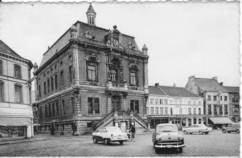 wetteren wetteren gemeentehuis gemeentehuis op de markt te wetteren carte postale ancienne