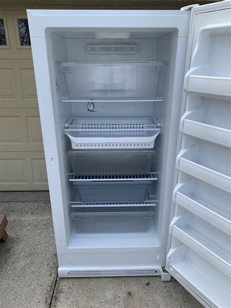 20 Cu Ft Upright Freezer