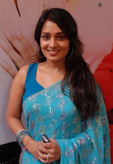 actress nikitha latest hot stills today cinenews tamil hindi telugu
