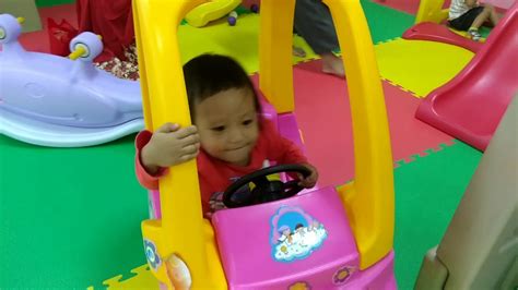Anak Lucu Bermain Di Playground 💚 Main Perosotan Main
