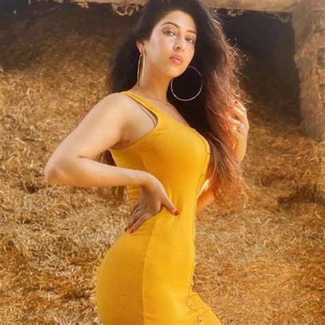Celebrity Pics Sonarika Bhadoria Hot Boobs In Yellow New