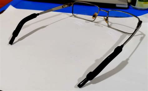 Kacamata Miring Sebelah Penyebab Dan Cara Memperbaikinya Kacamata