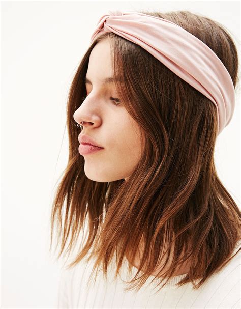shimmery headband discover     items  bershka   products  week