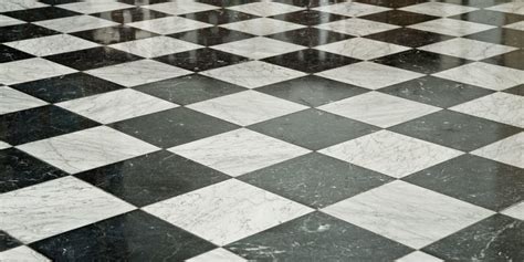 Il prodotto giusto al prezzo giusto. Mantieni il tuo marmo lucido con i prodotti che hai in casa! - Come Uno