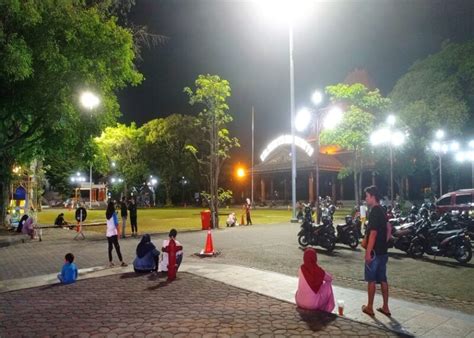 wisata malam solo  wajib dikunjungi   gratis