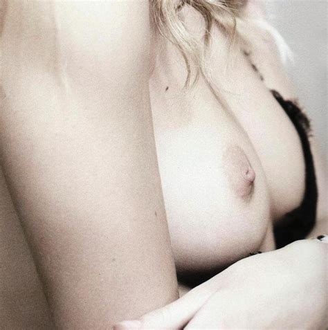 rosie huntington whiteley boobs naked body parts of celebrities