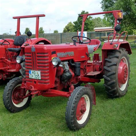 farmall tractor story  farmall super  antique tractor blog