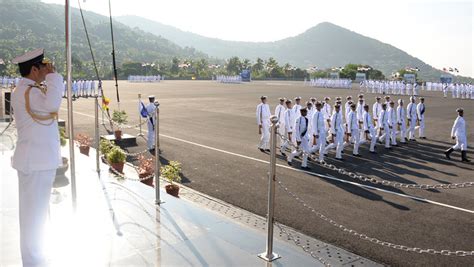 chindits naval chief at indian naval academy passing out