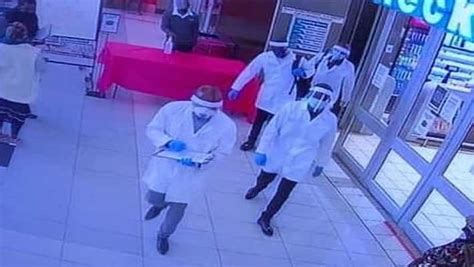 burglars wearing ppe kits rob jewellery store  maharashtra