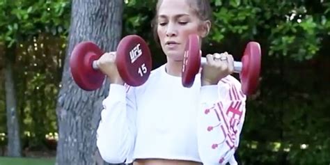 Jennifer Lopez S Abs Are The Star Of Alex Rodriguez S Workout Video