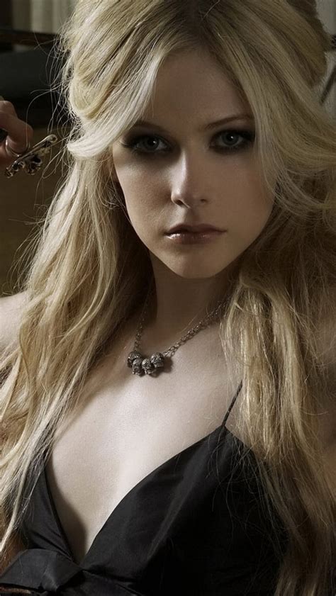 avril lavigne black nightdress iphone 6 6 plus and