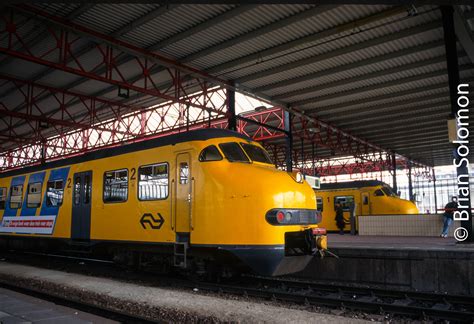dutch railways tracking  light