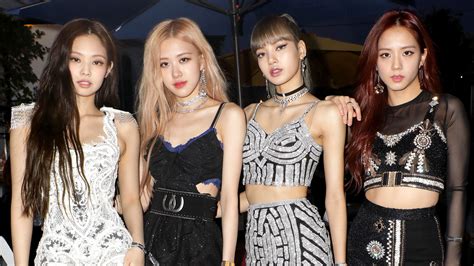 k pop group blackpink debuts new hair and nail looks — see photos allure