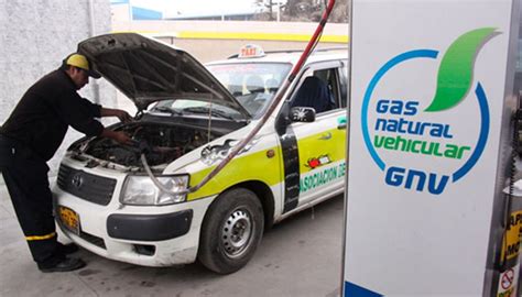 se impulsa el uso de gas natural en el transporte colombia