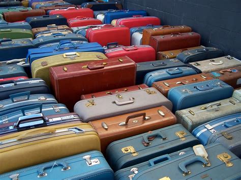 queen   vintage luggage