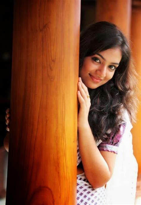 nazriya nazim latest hd wallpapers for mobile free download women in saree photos