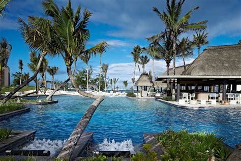 long beach golf  spa resort belle mare hotels  mauritius mercury holidays