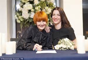 mary portas reveals perks of lesbian relationship with her wife melanie rickey daily mail online