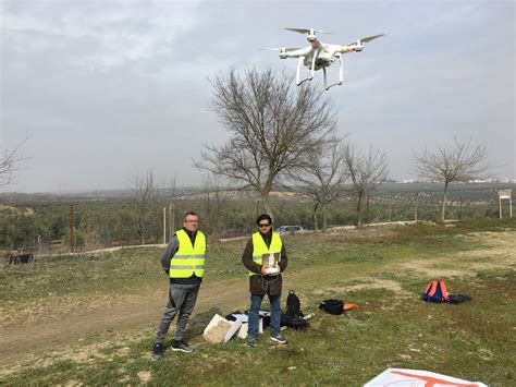 continuamos  los examenes practicos del curso de piloto de drones en jaen  cordoba curso