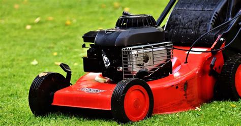 tips  buying   lawnmower