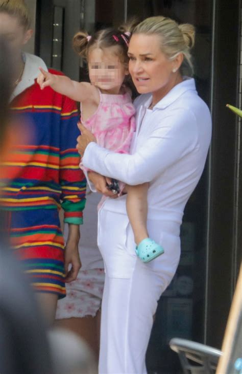 Yolanda Hadid Bonds With Gigi’s Daughter Khai In Malibu Photos