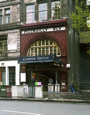 filealdwych tube station  openjpg wikimedia commons