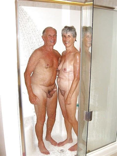 voyeuy senior naked couple