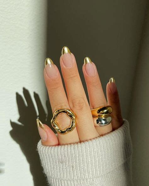 cute gold nails    manicure  pink brunette