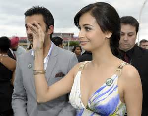 bollywood actress dia mirza reveals two personal secrets ibtimes india