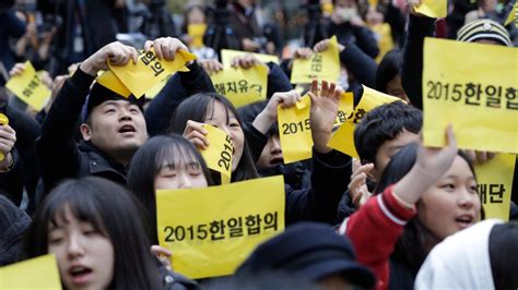 seoul says it will close japan funded sex slavery