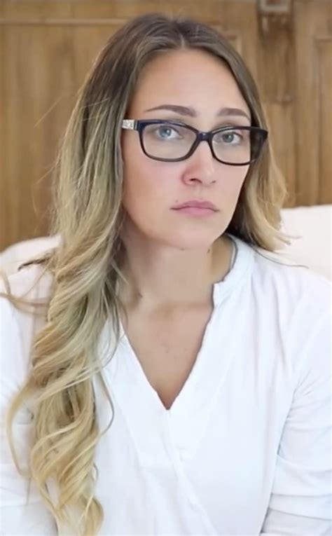 youtuber myka stauffer will not face charges after investigation into