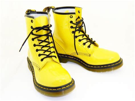 yellow  marten womens size  patent lamper boots boots  martens women yellow dr martens