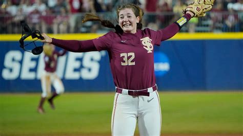 Softball Coaches Ncaa Can Do Better With Gender Equality