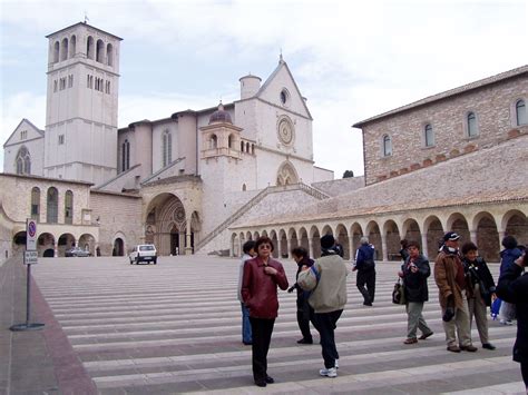 assisi  basilica  san francesco   franciscan sites  places