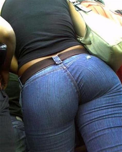 voyeuy tight jeans and voyeur scenes pants hot candid street ass