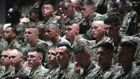 transgender military members  attend  mtv vmas hollywood reporter