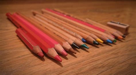 advantages   watercolor pencils artisticpov