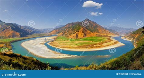 fiume  yangtze scenico immagine stock immagine  provincia