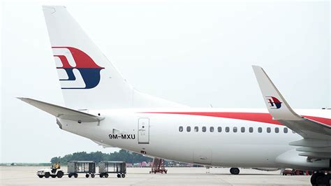 pilot defends malaysia airlines   york times op ed  verge