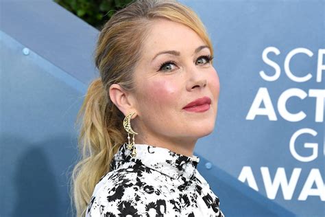 Christina Applegate Reveals Cane Options For Her First Event With Ms