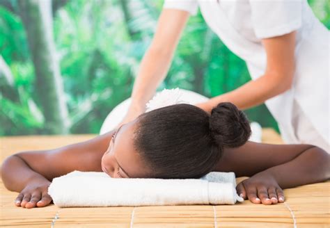 La Possession Massage Suédois Dos Et Tête Aux Huiles Essentielles 1h