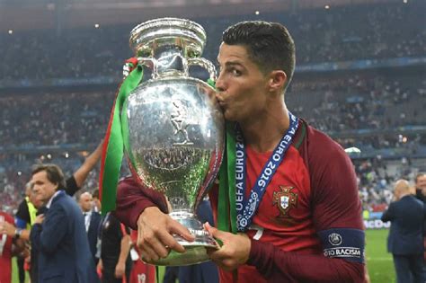 world cup trophy  missing silverware  cristiano ronaldos collection bizwatchnigeriang