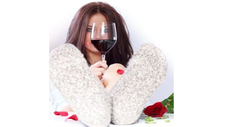 5 Things Singles Should Not Do On Valentine S Day