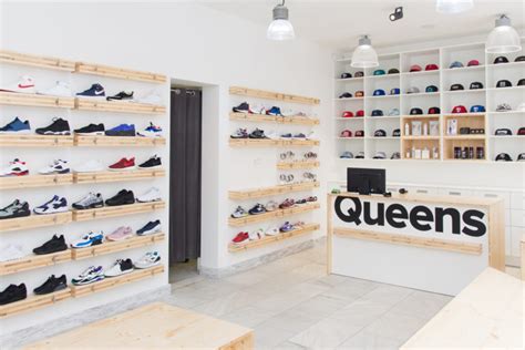 queenscz prodejna ostrava sneakersteniskycz