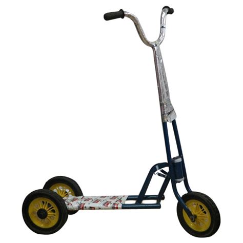iron   year tricycle scooter size   yr sara traders id