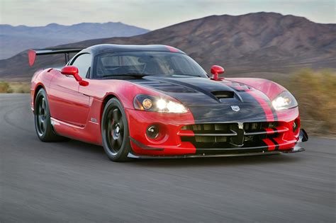 dodge viper srt  acr dodge supercarsnet