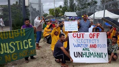 Hundreds Of Refugees Forced Out Of Manus Island Centre