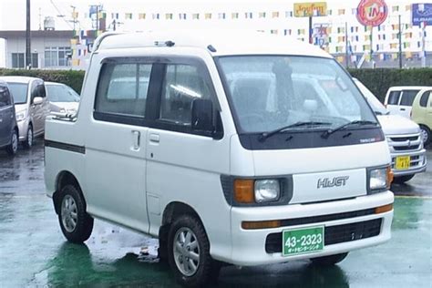 find  import minivans  japan  easy