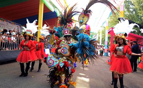 concluye  exito carnaval de santiago  santiago social