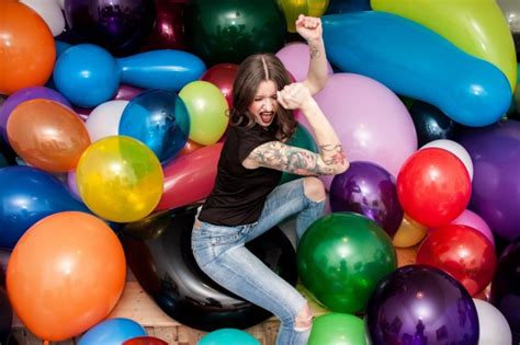 Woman Says Having Sex With Balloons Is A Lot Of Bouncy Fun Metro News